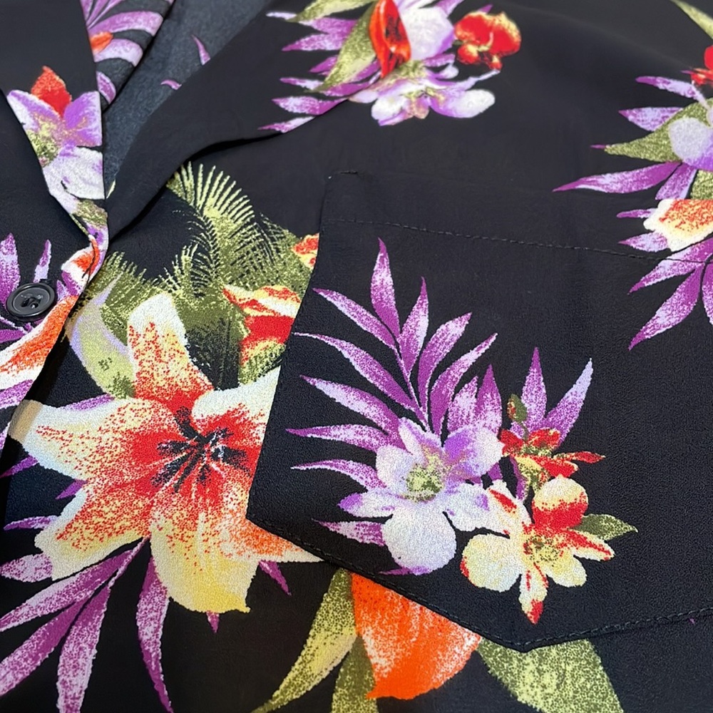 Abound women’s black floral polyester top tropical crop shirt NWT Sz XXL - Picture 3 of 4